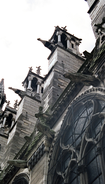 P2-06-Notre-Dame-ext